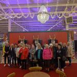 Wycieczka Dziennego Domu "Senior+" w Stalowej Woli do Muzeum Bombki Choinkowej w Nowej Dębie