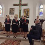 Koncert kolęd w wykonaniu Zespołu "Belferki" ze Stalowowolskiej Oddziałowej Sekcji Emerytów i Rencistów ZNP