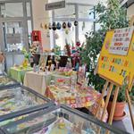 Zaproszenie na wystawę prac uczestników Dziennego Domu "Senior+" w Stalowej Woli pt. "Wielkanocne Inspiracje"